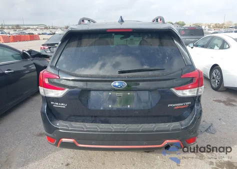 2021 Subaru Forester Sport z USA, uszkodzony, nr VIN JF2SKARC6MH577615